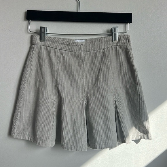 BDG Neutral Colored Skirt - Picture 5 of 8